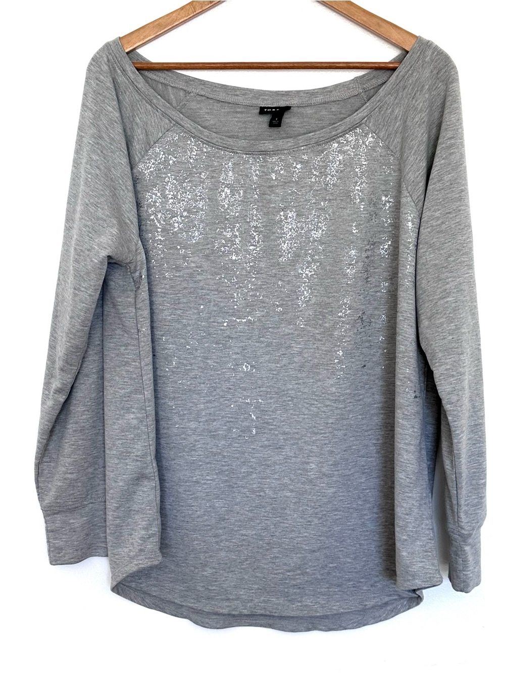 Torrid Shirt Women’s Size 1 Gray Silver Sparkle Long Sleeve Pullover Top